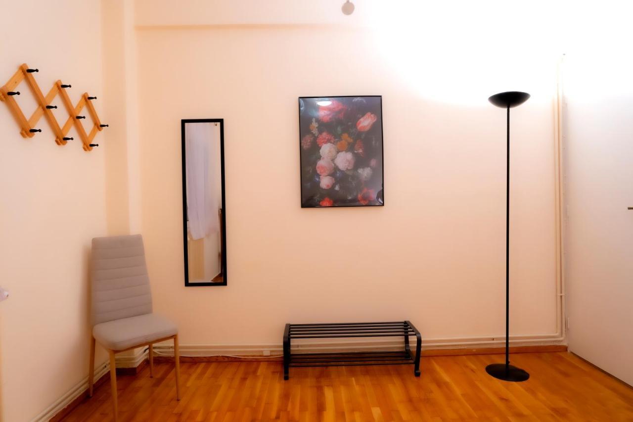 Myrtle, City Center Renovated Apartment Aten Exteriör bild