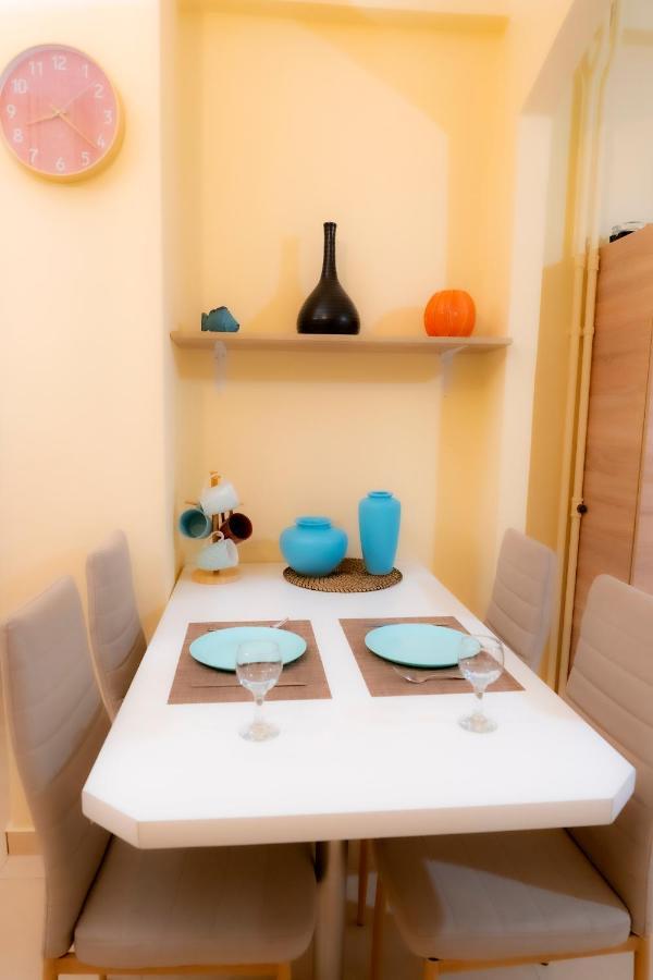 Myrtle, City Center Renovated Apartment Aten Exteriör bild